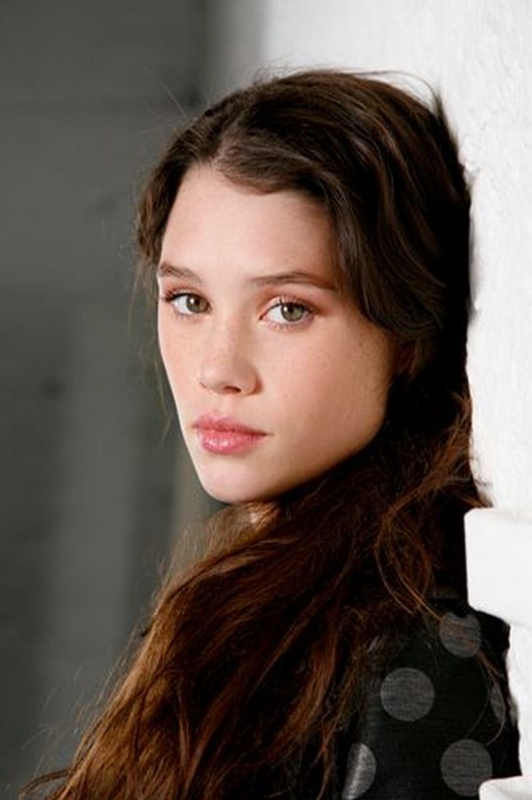 阿斯特丽德·伯格斯·弗瑞斯贝/Astrid Berges-Frisbey-4-6